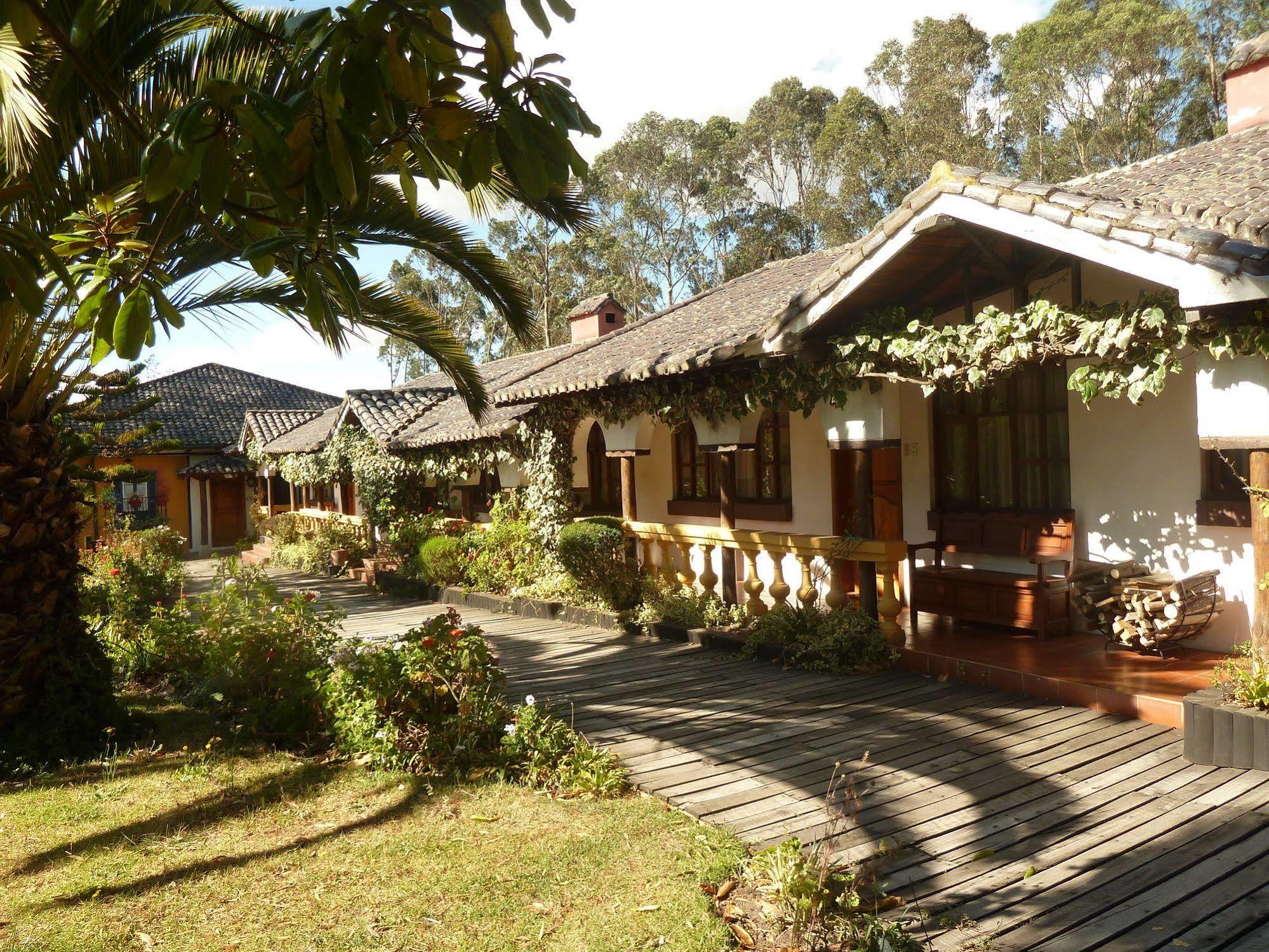 Hacienda Hosteria San Luis Кайамбе Екстериор снимка