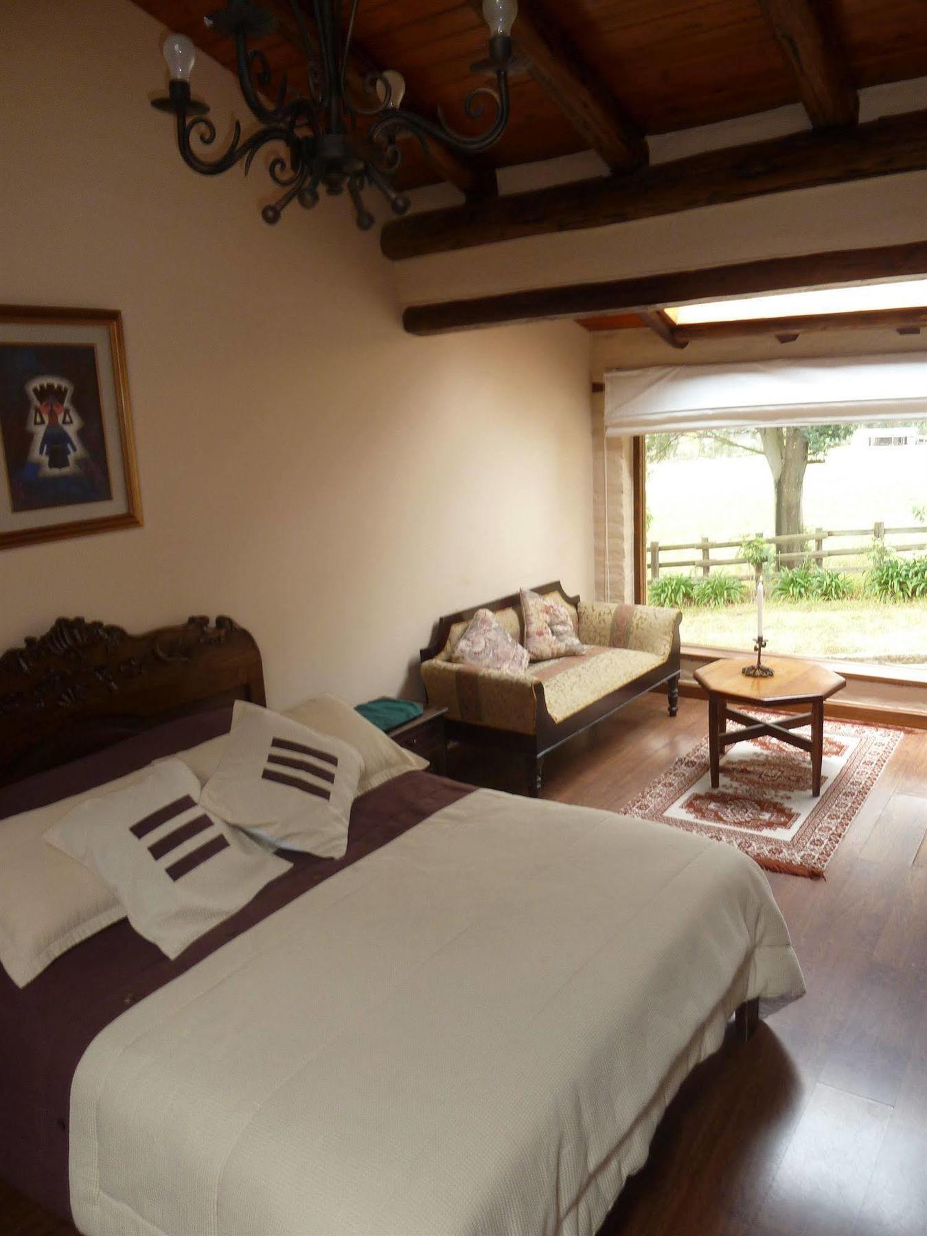 Hacienda Hosteria San Luis Кайамбе Екстериор снимка